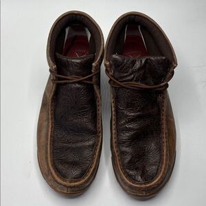 Twisted X Men’s Size 10 Chukka Boots Driving Moc Floral Embossed Genuine Leather